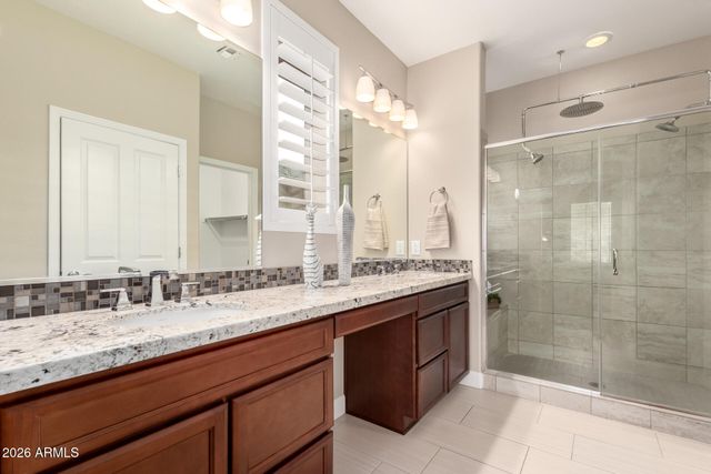 16930 W ALMERIA Road, Goodyear, AZ 85395