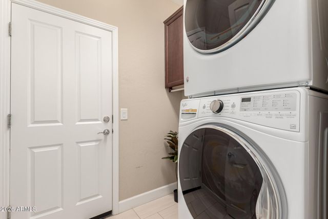 16930 W ALMERIA Road, Goodyear, AZ 85395