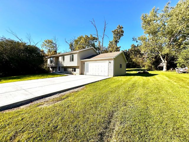 26646 W Orchard Avenue, Antioch, IL 60002