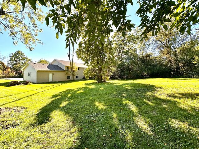 26646 W Orchard Avenue, Antioch, IL 60002