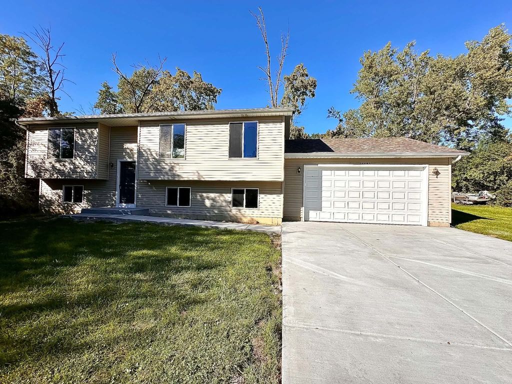 26646 W Orchard Avenue, Antioch, IL 60002