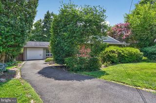 6841 STRATA ST, Mclean, VA 22101