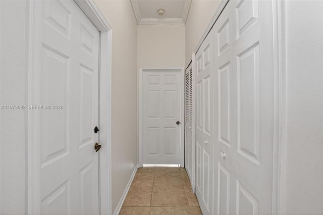 2385 SE 7th Pl, Homestead, FL 33033