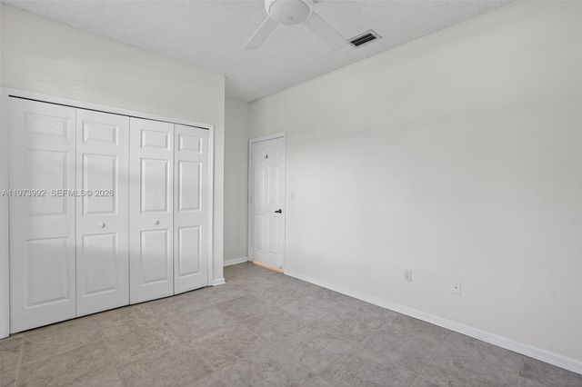 2385 SE 7th Pl, Homestead, FL 33033