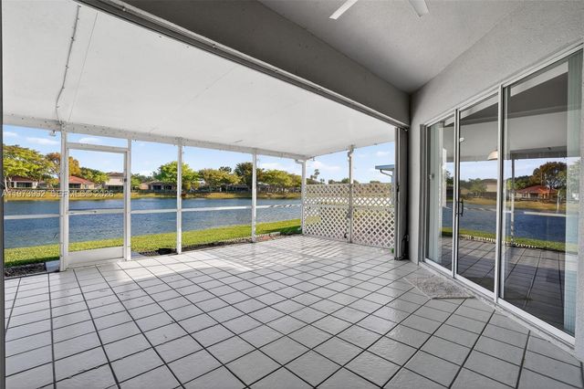 2385 SE 7th Pl, Homestead, FL 33033