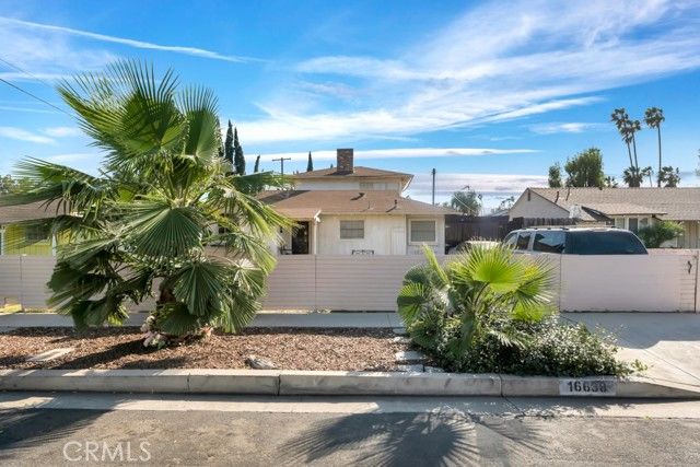 16638 Wyandotte, Los Angeles, CA 91406
