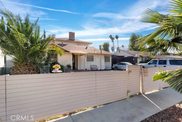 16638 Wyandotte, Los Angeles, CA 91406