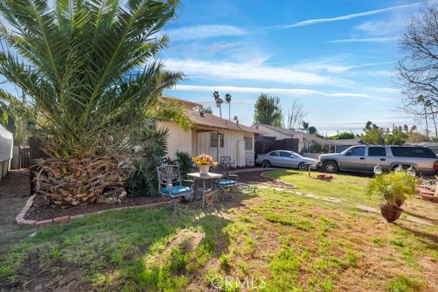 16638 Wyandotte, Los Angeles, CA 91406