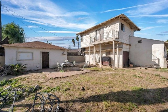 16638 Wyandotte, Los Angeles, CA 91406