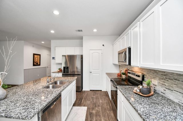 2911 Roman Forest Boulevard, New Caney, TX 77357