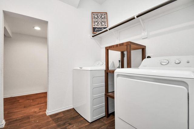 2911 Roman Forest Boulevard, New Caney, TX 77357