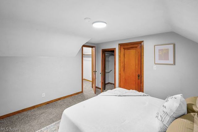 86 Southeast Avenue, Tallmadge, OH 44278