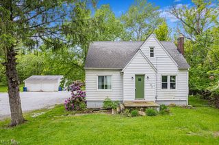 86 Southeast Avenue, Tallmadge, OH 44278