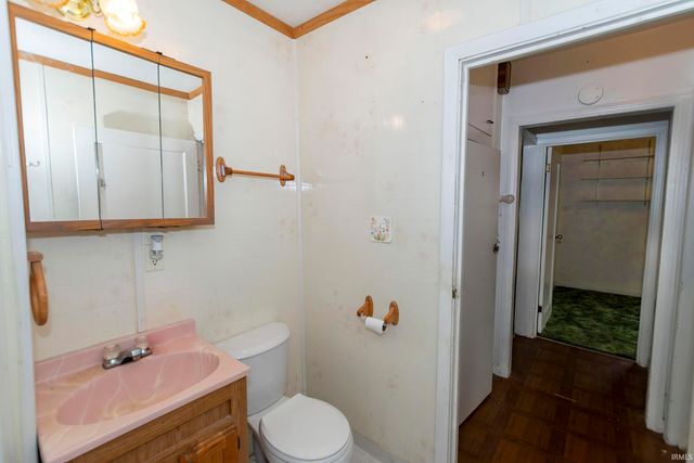 1514 Maplehurst Avenue, Mishawaka, IN 46545