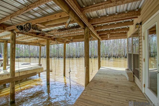 23396 Chene Blanc Ln, Maurepas, LA 70449