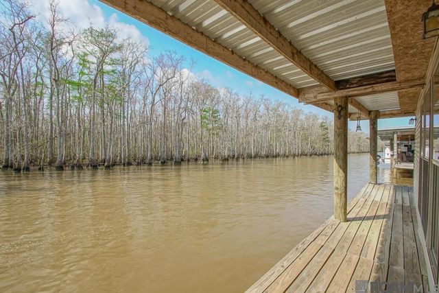 23396 Chene Blanc Ln, Maurepas, LA 70449