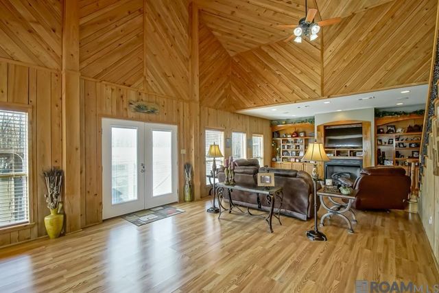 23396 Chene Blanc Ln, Maurepas, LA 70449