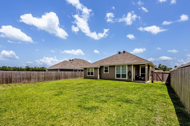 104 Laurel Oak Drive, Huntsville, TX 77320