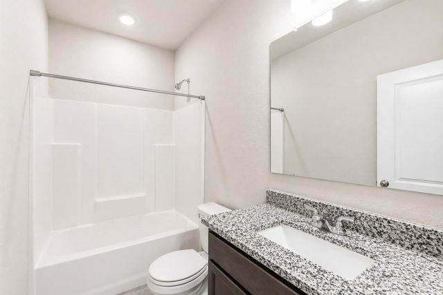 104 Laurel Oak Drive, Huntsville, TX 77320
