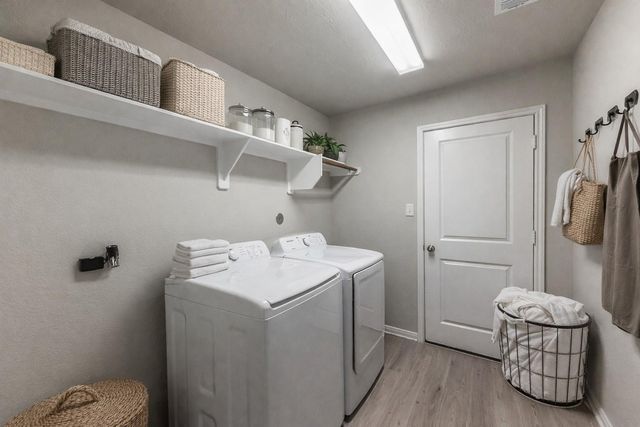 104 Laurel Oak Drive, Huntsville, TX 77320