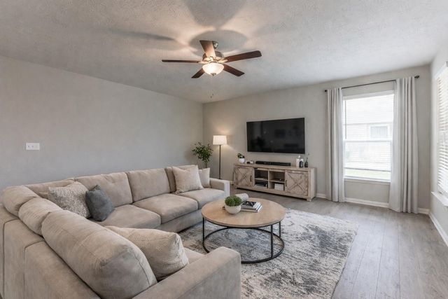 104 Laurel Oak Drive, Huntsville, TX 77320