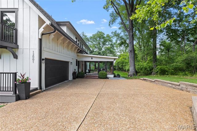 12001 Robyn Park Drive, Westwood, MO 63131