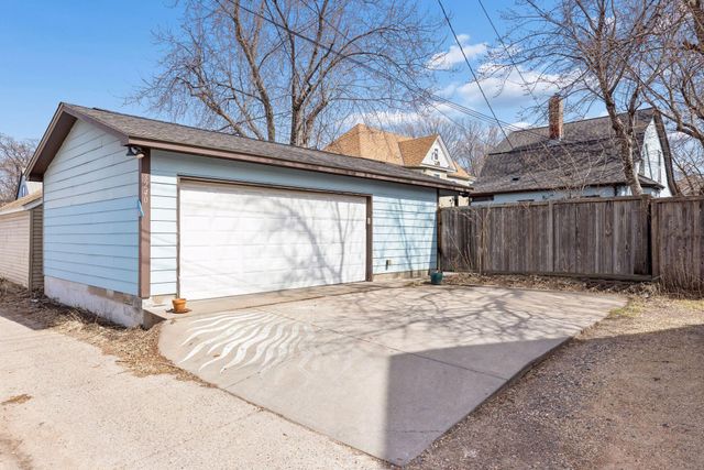 3240 Elliot Avenue, Minneapolis, MN 55407