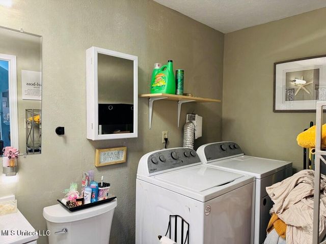 9 Rock Lane, Carriere, MS 39426