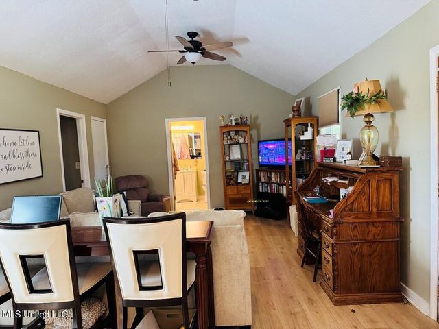 9 Rock Lane, Carriere, MS 39426