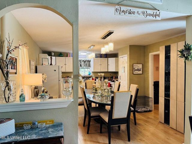 9 Rock Lane, Carriere, MS 39426