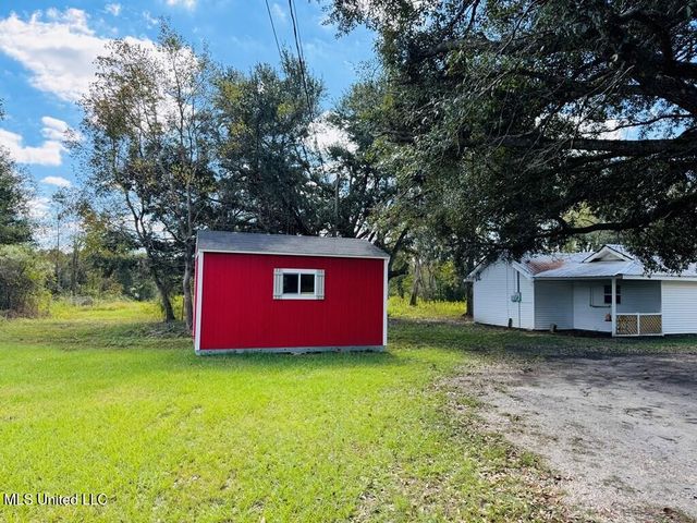 9 Rock Lane, Carriere, MS 39426