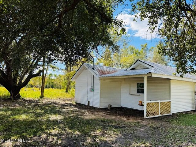 9 Rock Lane, Carriere, MS 39426