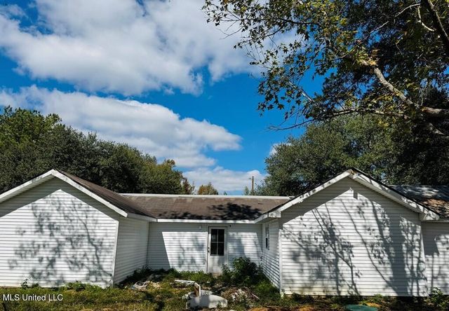 9 Rock Lane, Carriere, MS 39426