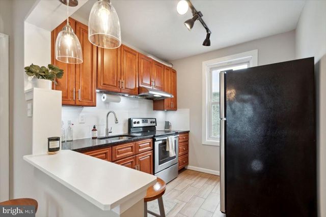 2242 E ALLEGHENY AVE, Philadelphia, PA 19134