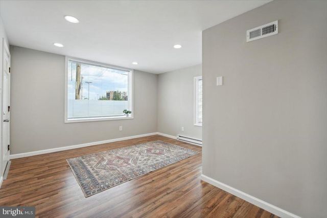 2242 E ALLEGHENY AVE, Philadelphia, PA 19134