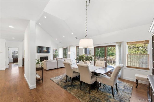 441 S Country Road, East Patchogue, NY 11772