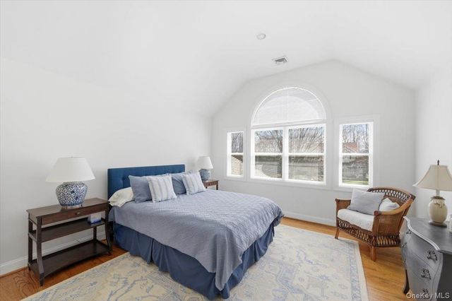 441 S Country Road, East Patchogue, NY 11772