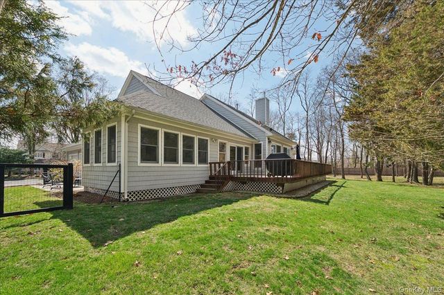 441 S Country Road, East Patchogue, NY 11772