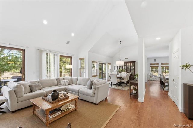 441 S Country Road, East Patchogue, NY 11772