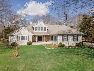 441 S Country Road, East Patchogue, NY 11772