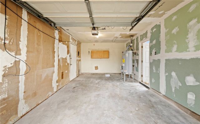 425 Vega Dr, Corpus Christi, TX 78418