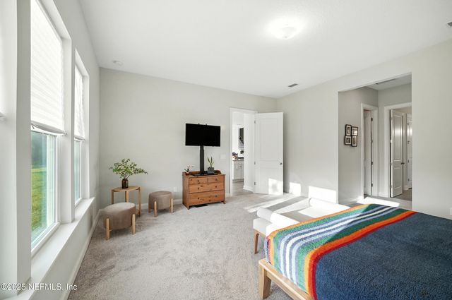 29 TRADESMAN Lane, St. Johns, FL 32259