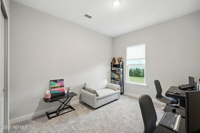 29 TRADESMAN Lane, St. Johns, FL 32259