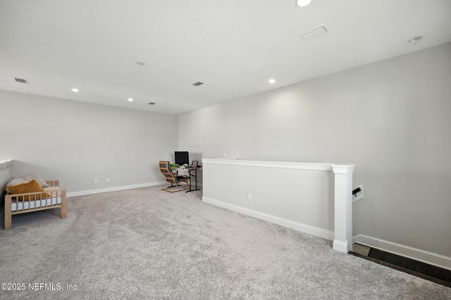 29 TRADESMAN Lane, St. Johns, FL 32259