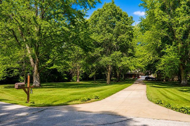 32609 Sunburst COURT, East Troy, WI 53120