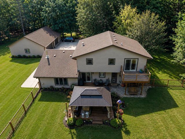 32609 Sunburst COURT, East Troy, WI 53120