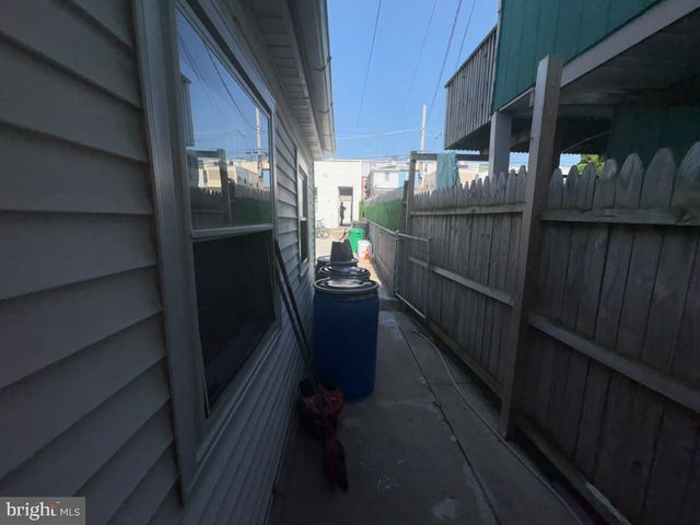 1559 MOSS ST, Reading, PA 19604
