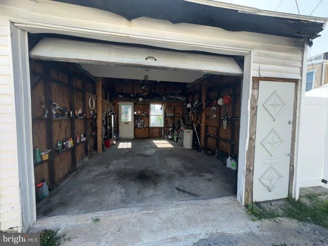 1559 MOSS ST, Reading, PA 19604