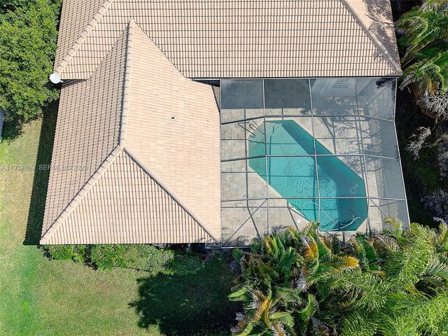 2611 Oakbrook Ln 2611, Weston, FL 33332