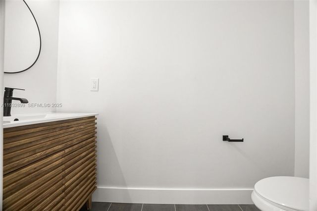 2611 Oakbrook Ln 2611, Weston, FL 33332